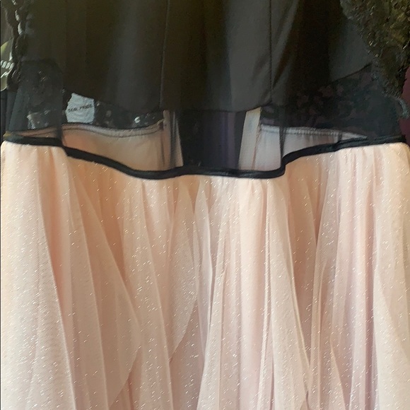 Teeze Me Missy Gown 💕 - Picture 5 of 7